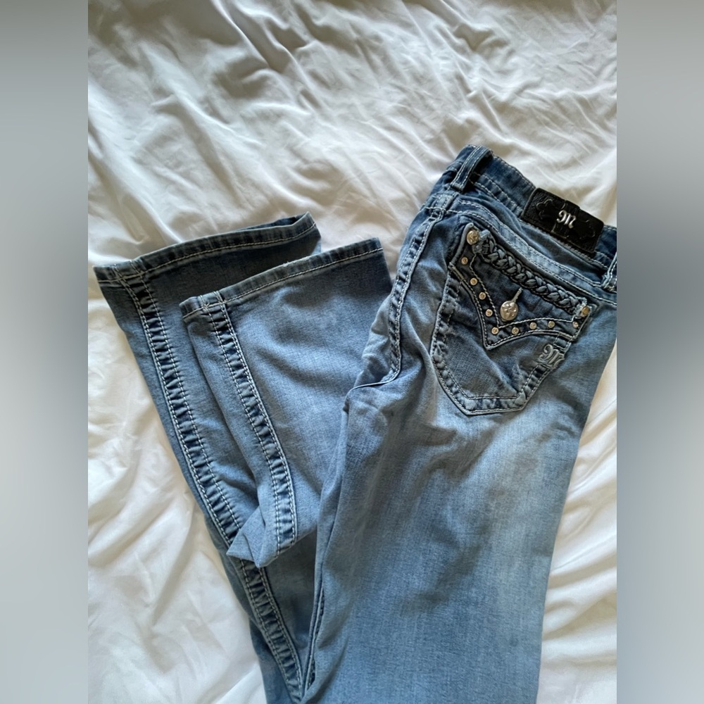 Women’s Miss Me jeans